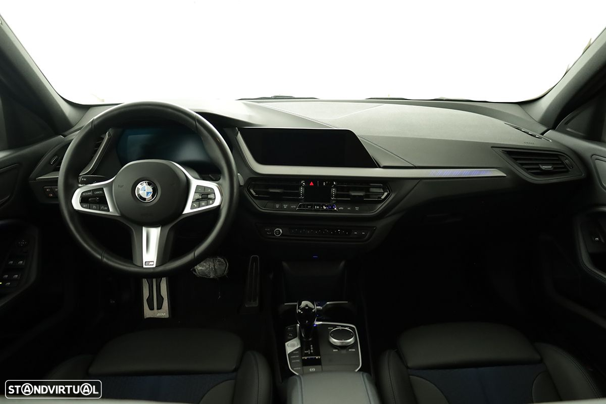 BMW 116 d Pack Desportivo M Auto - 11