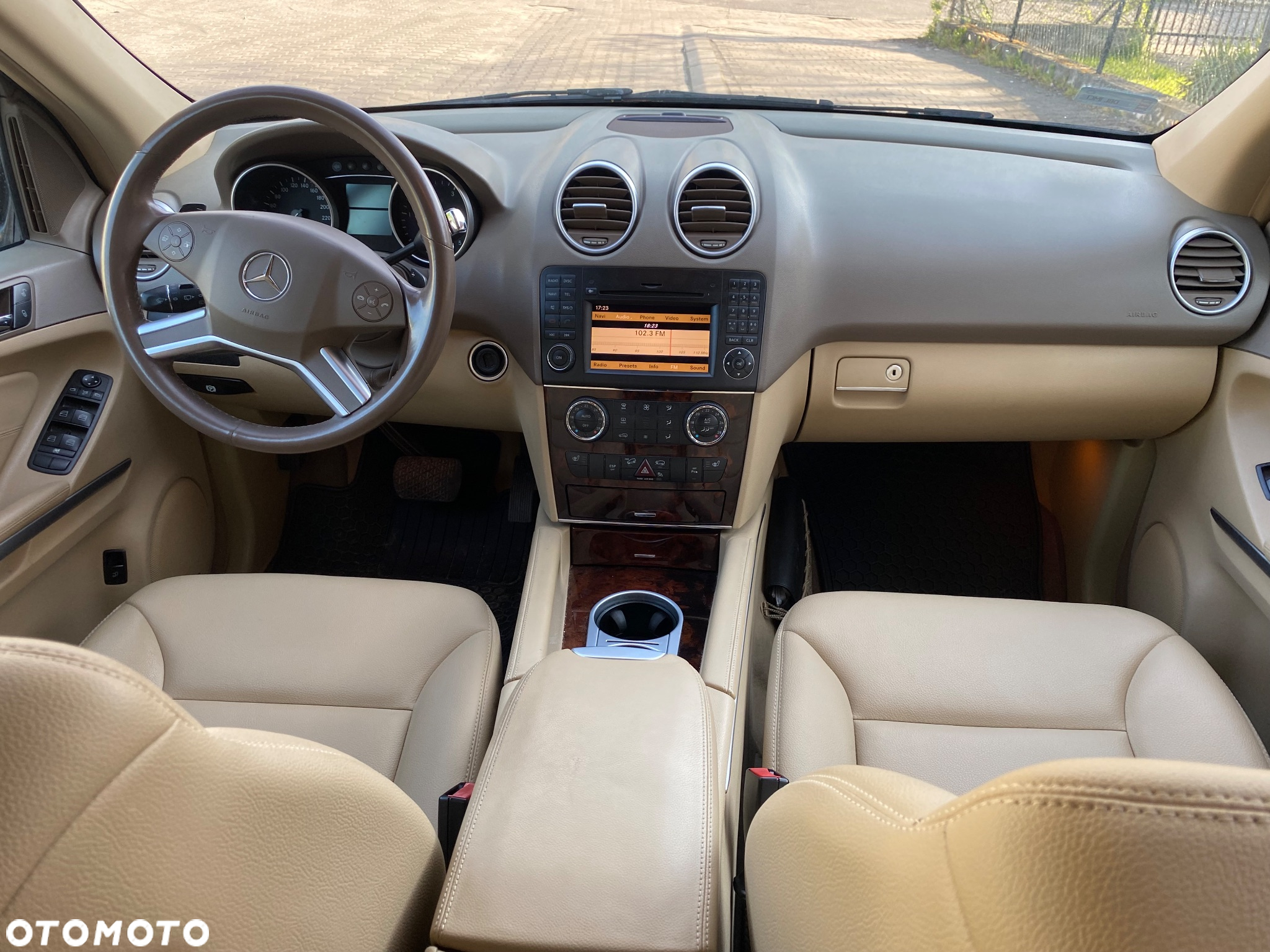 Mercedes-Benz ML 350 BlueTEC 4MATIC 7G-TRONIC DPF - 24