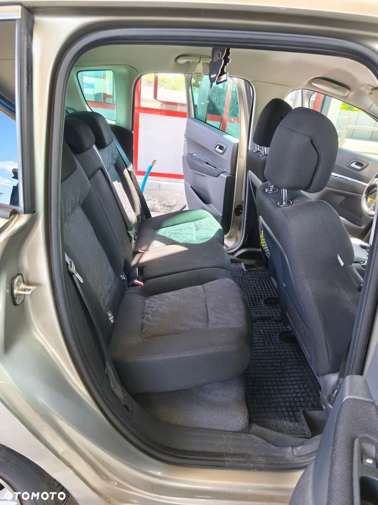 Peugeot 3008 1.6 HDi Premium - 15