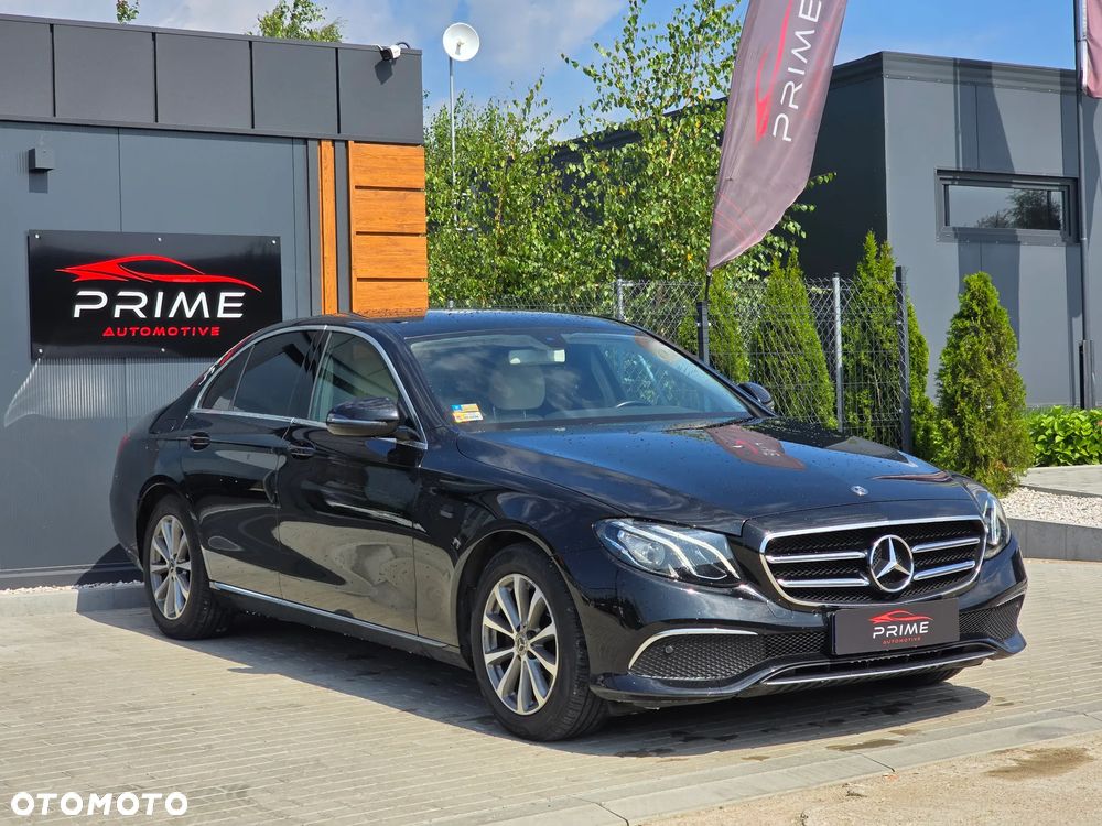 Mercedes-Benz Klasa E 220 d 4-Matic Business Edition 9G-TRONIC - 5