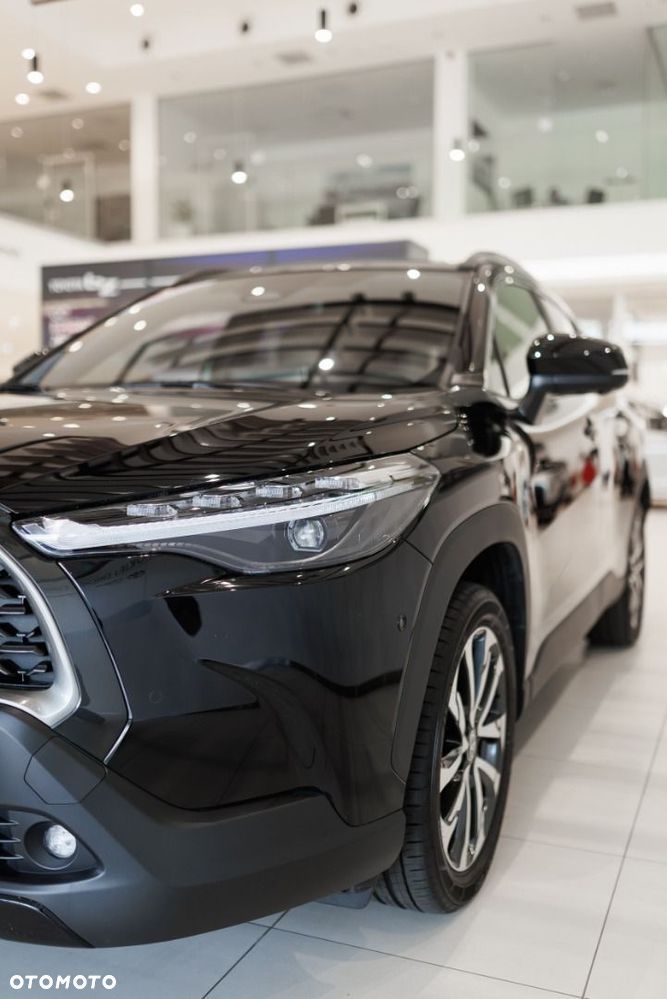 Toyota Corolla Cross - 18