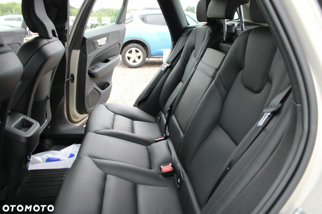 Volvo XC 60 - 15