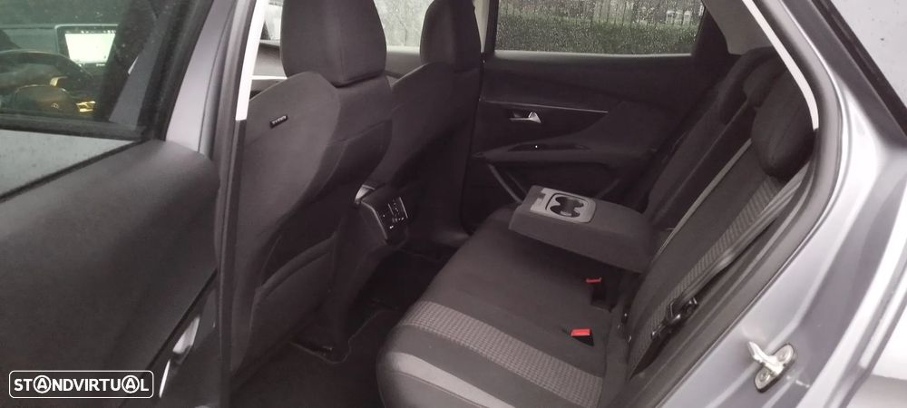 Peugeot 3008 BlueHDi 130 Stop & Start EAT8 Allure - 12