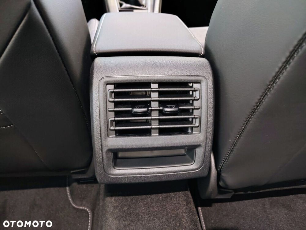 Volkswagen Golf - 16