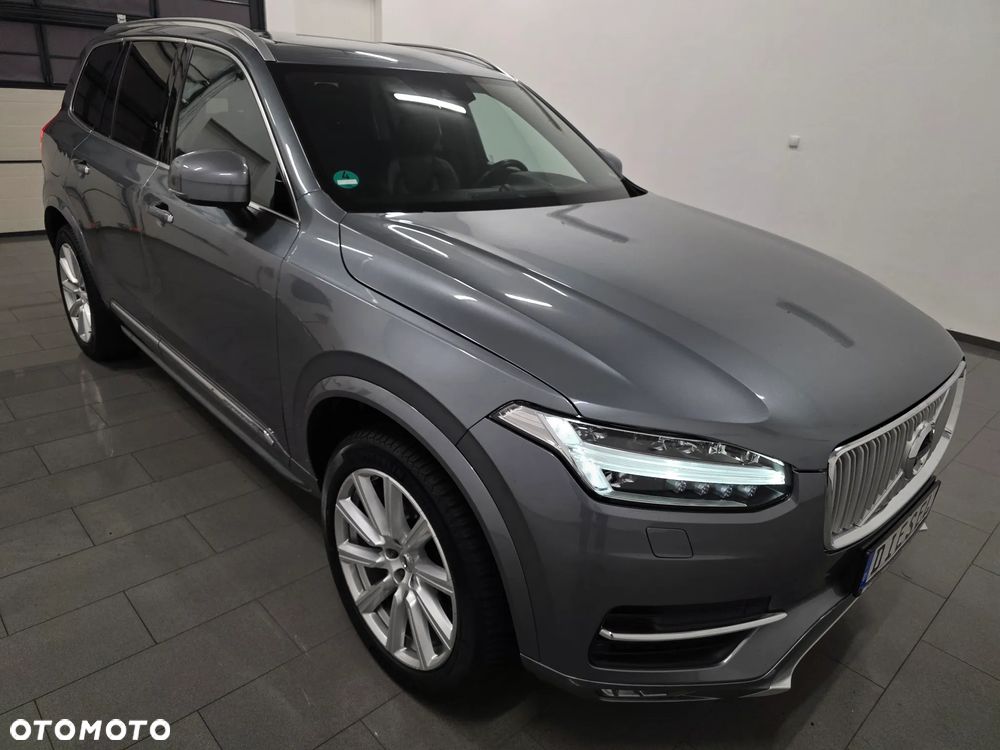 Volvo XC 90 D5 AWD R-Design - 34