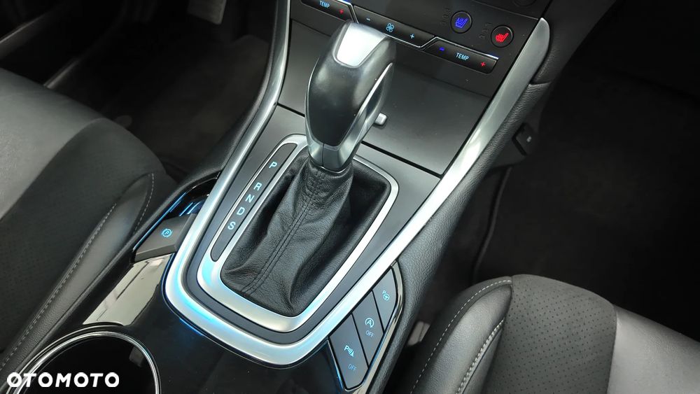 Ford Edge 2.0 TDCi Bi-Turbo 4x4 Sport - 30