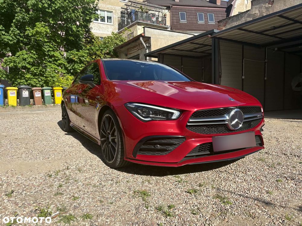 Mercedes-Benz CLA - 12