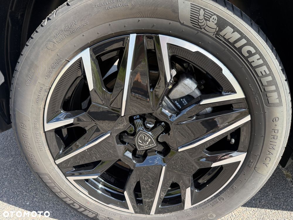 Peugeot 5008 Hybrid 136 e-DSC GT - 14