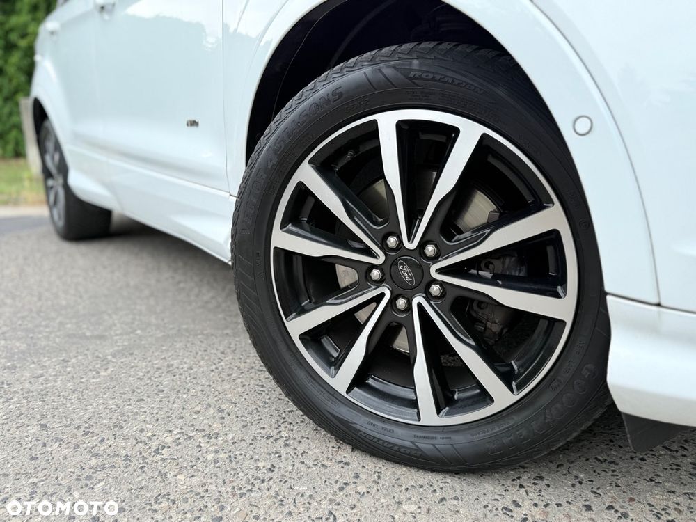 Ford Kuga 2.0 TDCi 4x4 ST-Line - 12