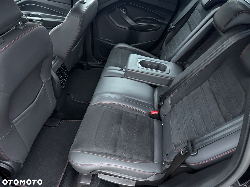 Ford Kuga 2.0 TDCi 2x4 ST-Line - 15