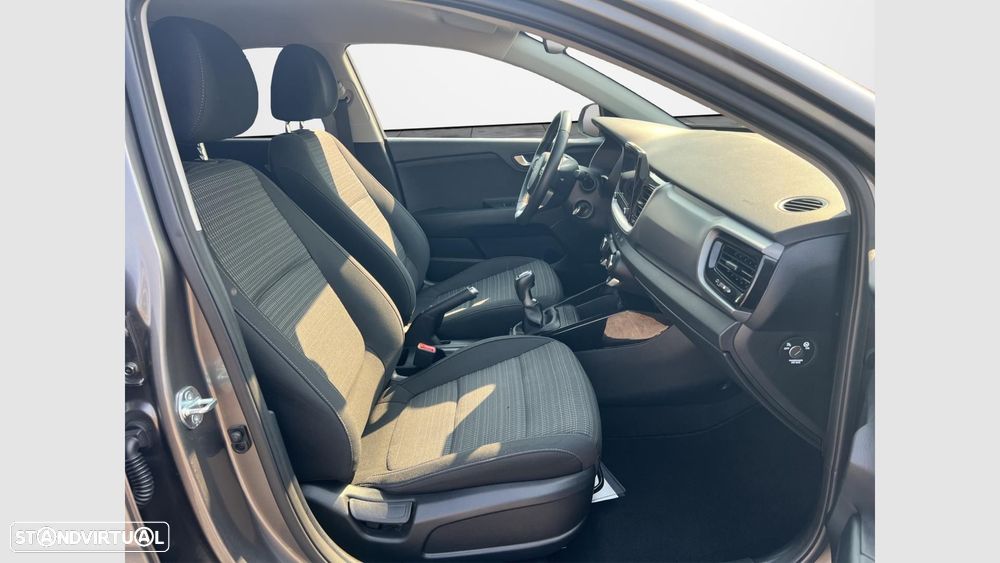 Kia Stonic 1.0 T-GDI Drive - 13
