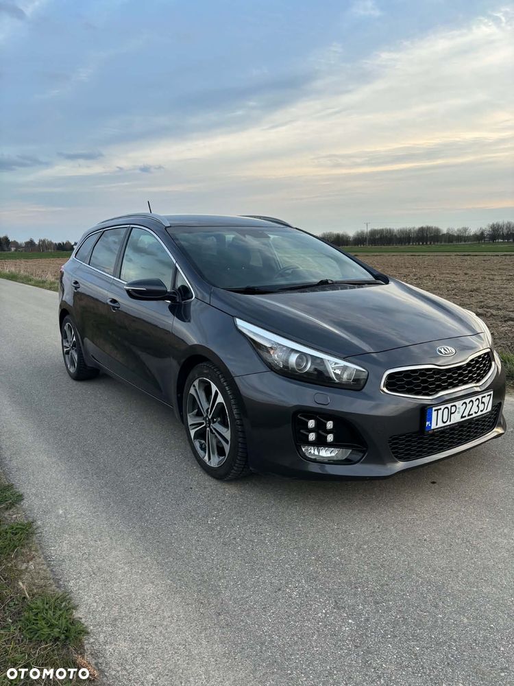 Kia Ceed 1.6 CRDi 136 DCT ISG GT Line - 8