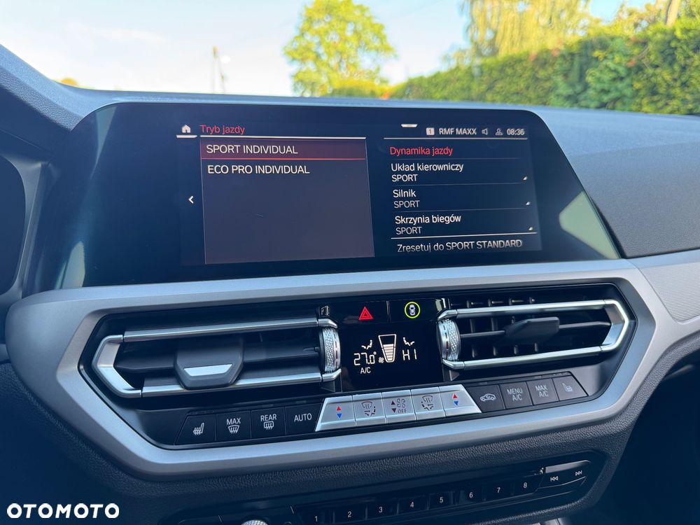 BMW Seria 3 320i GPF Sport Line Sport - 36