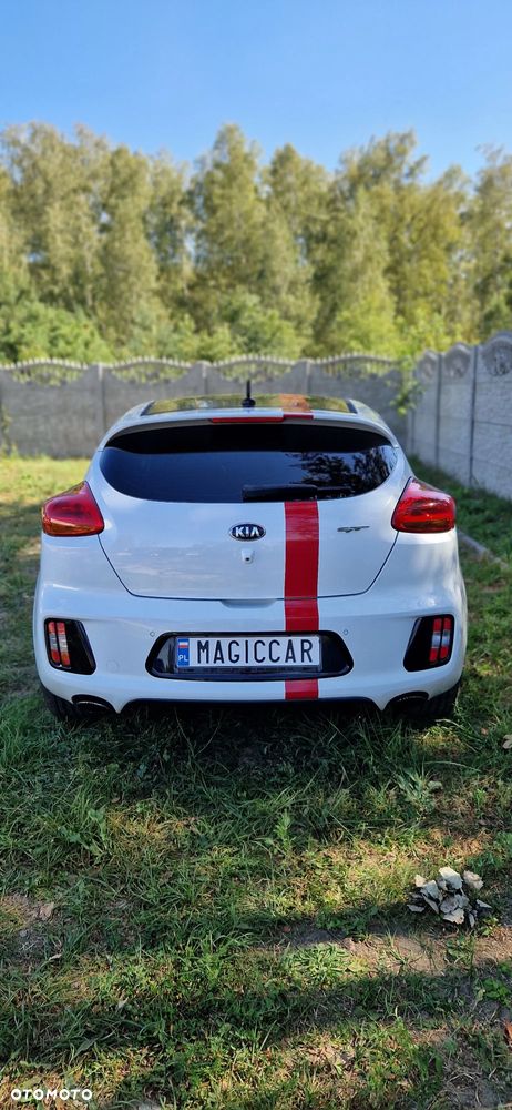 Kia Ceed 1.6 T-GDI GT - 4
