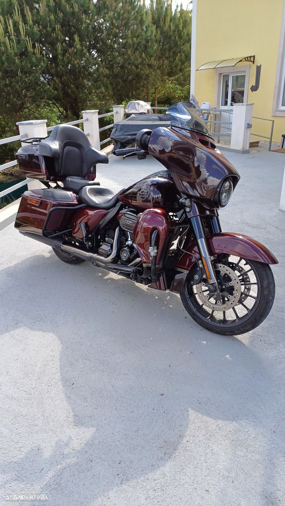 Harley-Davidson Street Glide CVO - 3