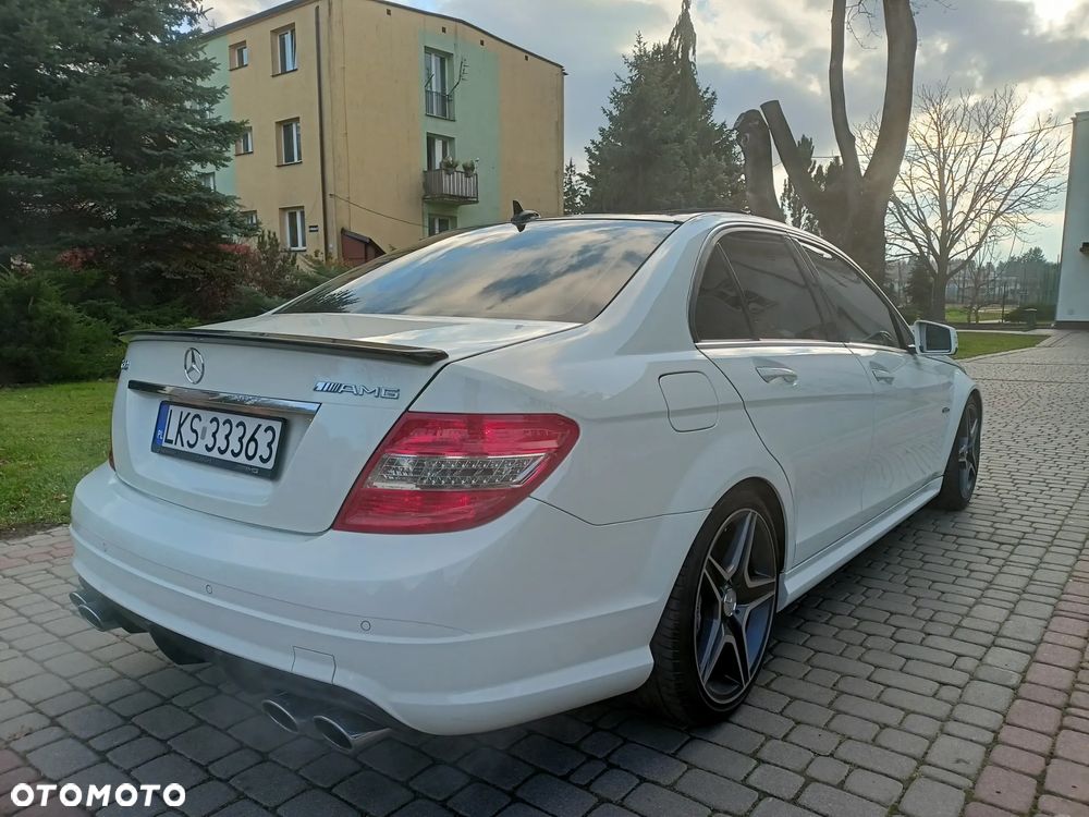 Mercedes-Benz Klasa C 63 AMG 7G-TRONIC SPORT EDITION - 9