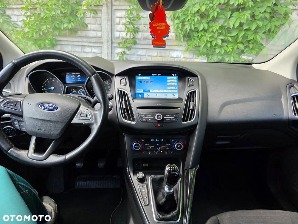 Ford Focus 1.0 EcoBoost Titanium ASS - 8