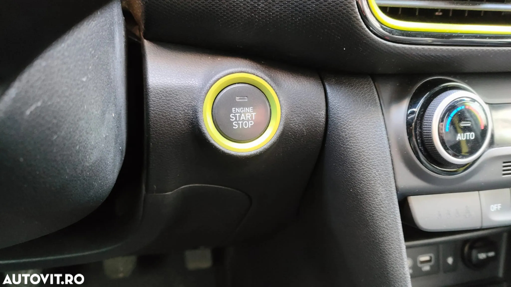 Hyundai KONA 1.0 T-GDI 2WD Premium + - 13