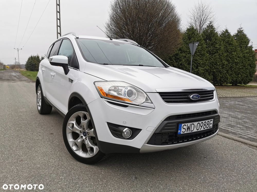 Ford Kuga 2.0 TDCi 2x4 Titanium - 2