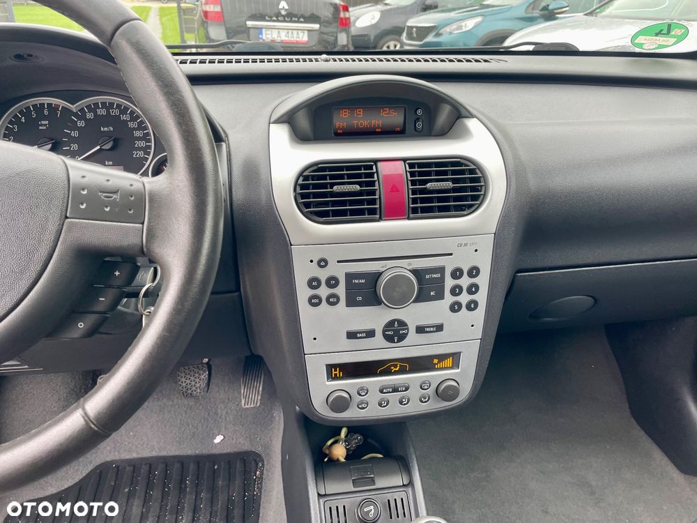 Opel Corsa - 28