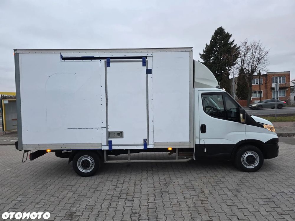 Iveco 35s14 Kontener - 2