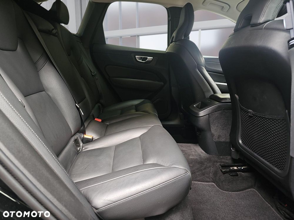 Volvo XC 60 - 16