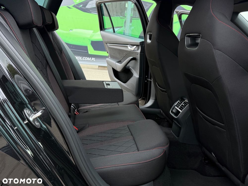 Skoda Octavia 2.0 TDI DSG RS - 34