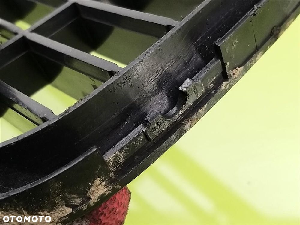 Atrapa Grill Fiat Grande Punto  2005-2012 - 11
