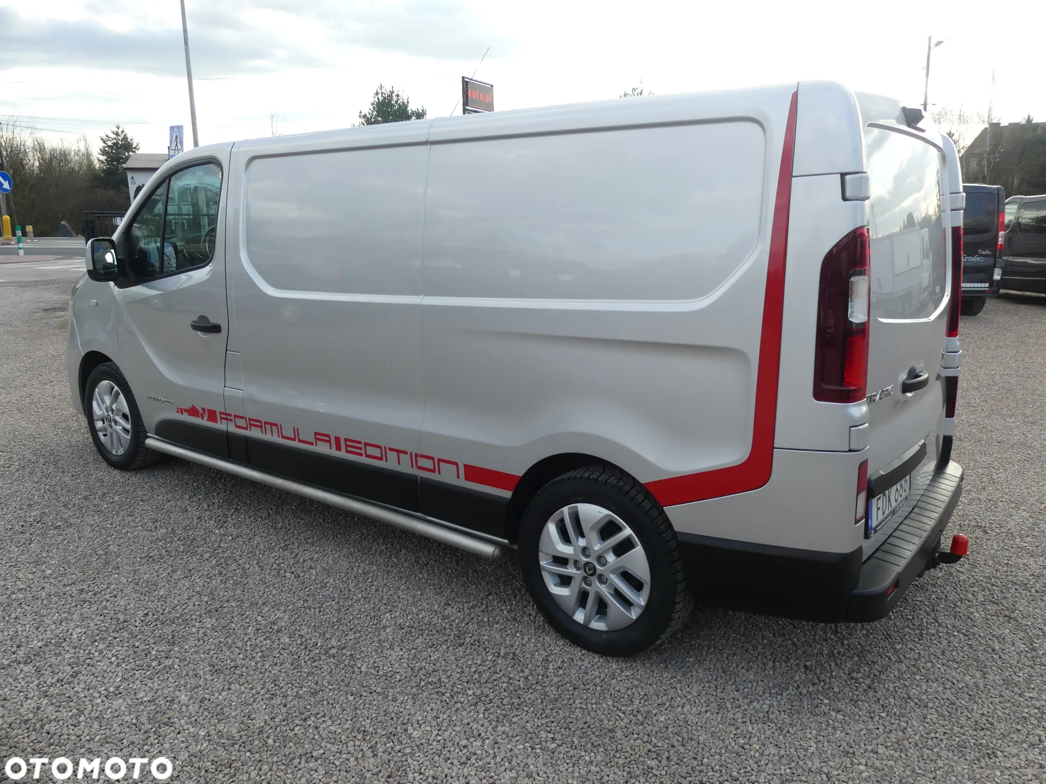 Renault TRAFIC FORMUŁA EDITION - 7