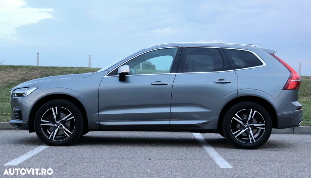 Volvo XC 60 D5 AWD Geartronic RDesign - 23