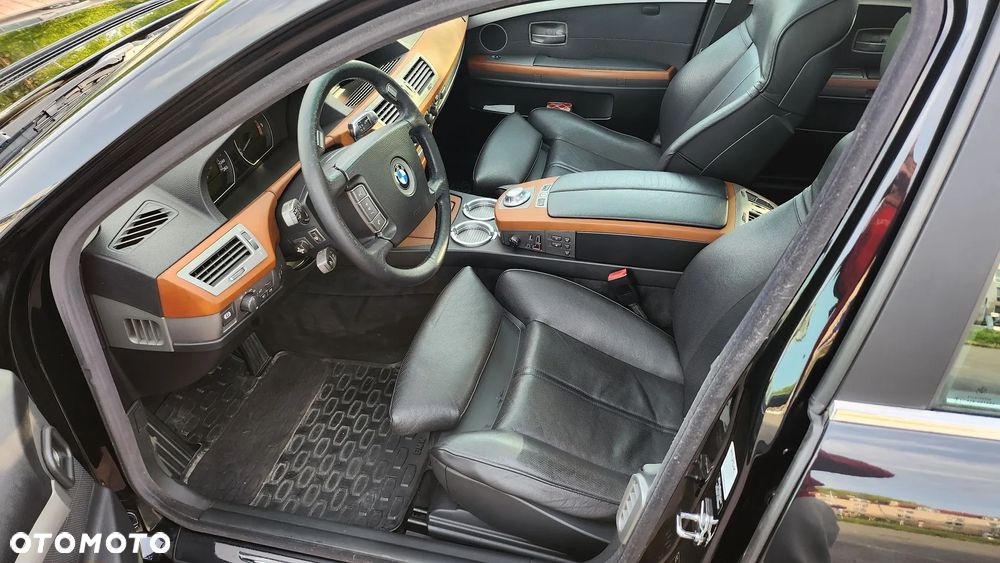 BMW Seria 7 740d - 18