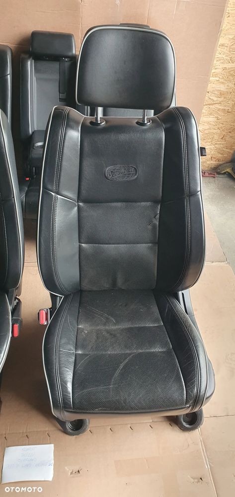 Fotele przód tył kanapa skóra komplet Overland Jeep Grand Cherokee WK2 - 11