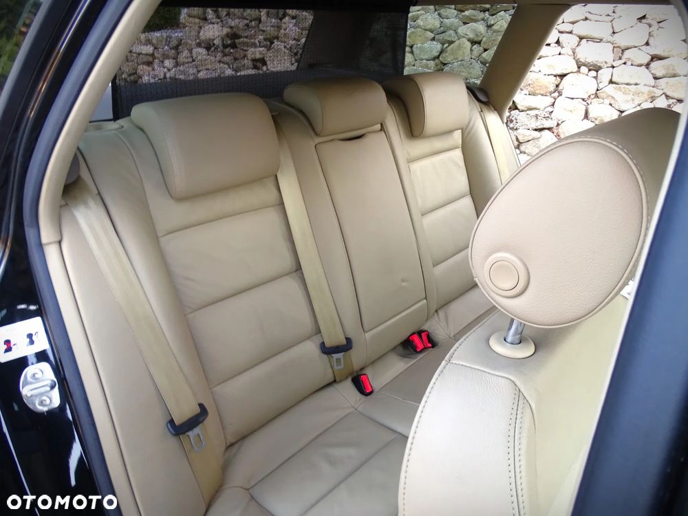 Audi A4 Avant 2.0 TDI DPF multitronic - 9