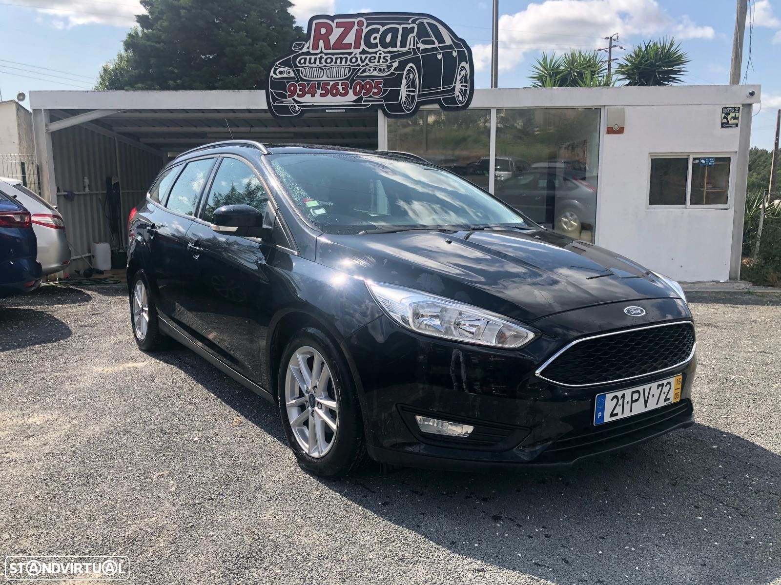 Ford Focus 1.5 TDCi Titanium - 1