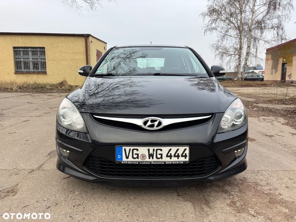 Hyundai i30 i30cw 1.6 CRDi FIFA WM Edition - 10