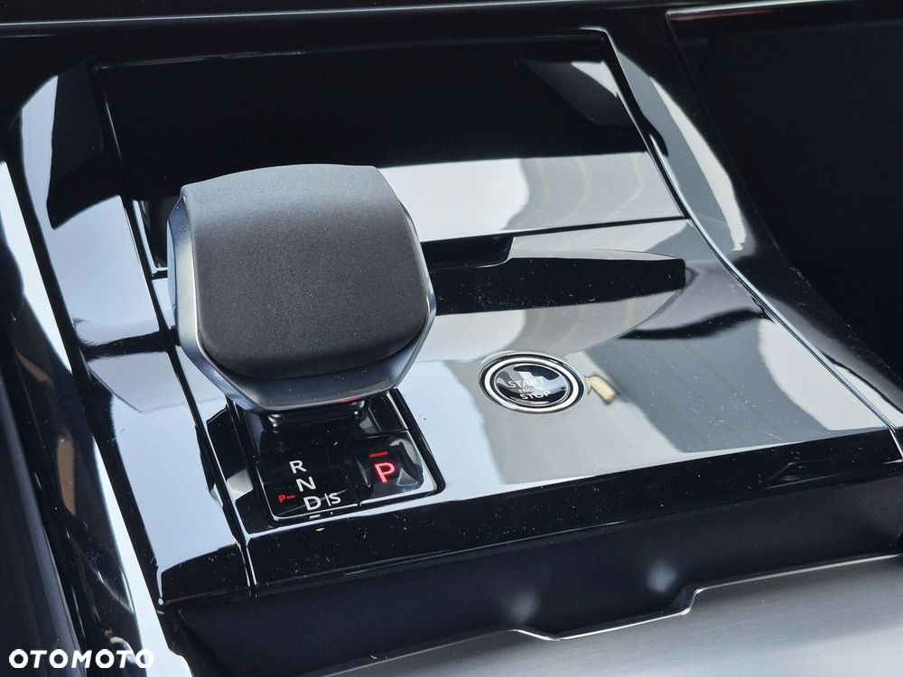 Land Rover Range Rover Sport D250 - 38