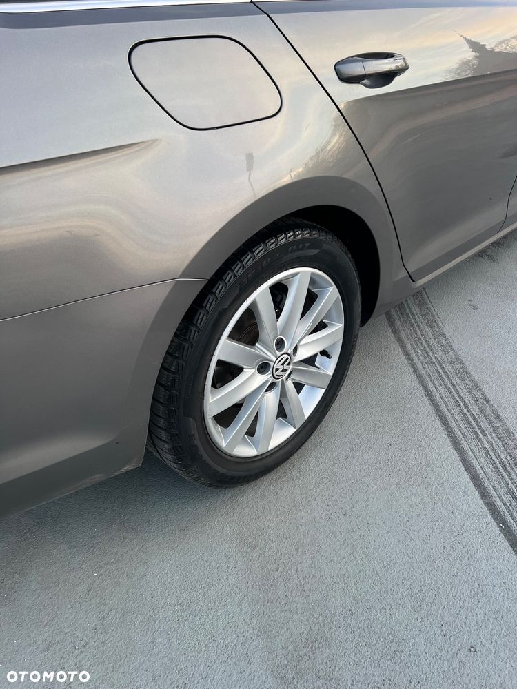 Volkswagen Golf 1.6 TDI Highline DSG - 13