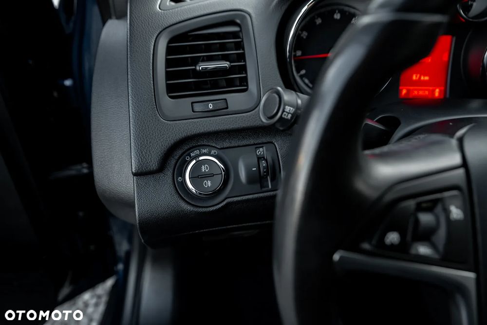 Opel Insignia 2.0 Turbo Design Edition - 31