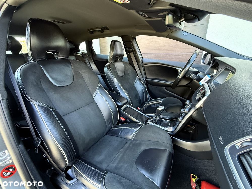 Volvo V40 D2 RDesign - 26