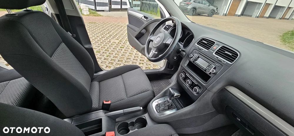 Volkswagen Golf 1.6 DSG Trendline - 13