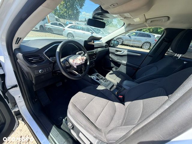 Ford Kuga 2.5 FHEV FWD Titanium - 24