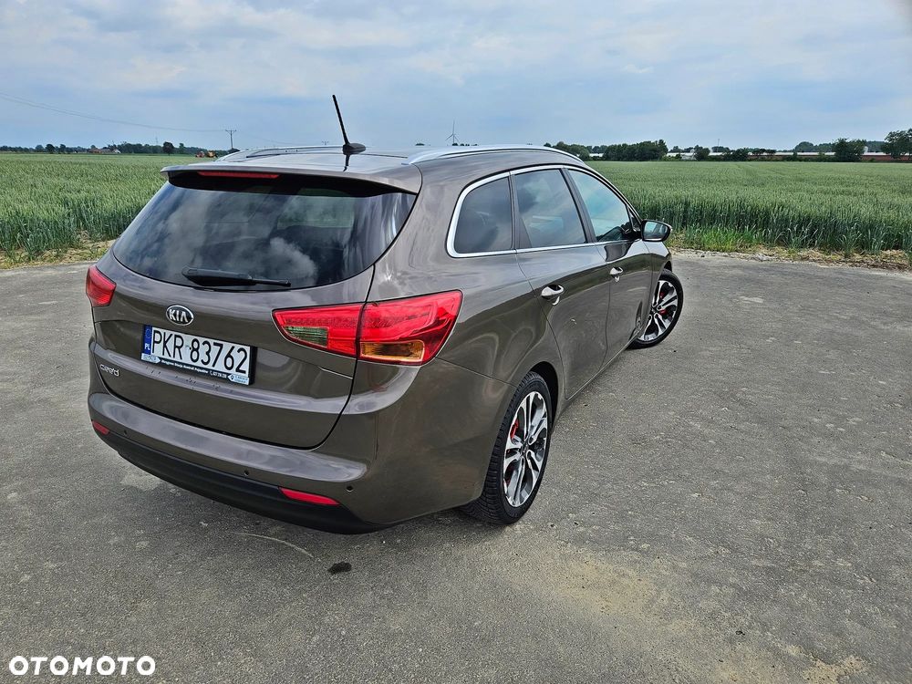 Kia Ceed 1.6 GDI DCT Platinum Edition - 5
