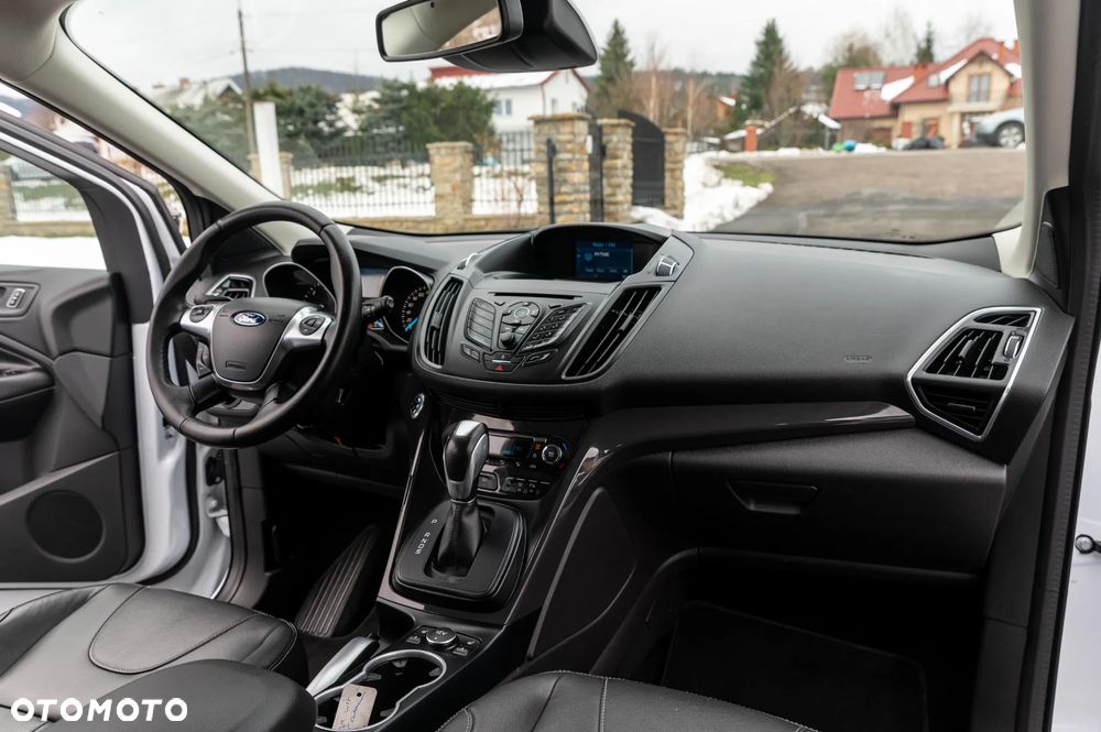 Ford Kuga 2.0 TDCi 4WD Titanium Plus - 27