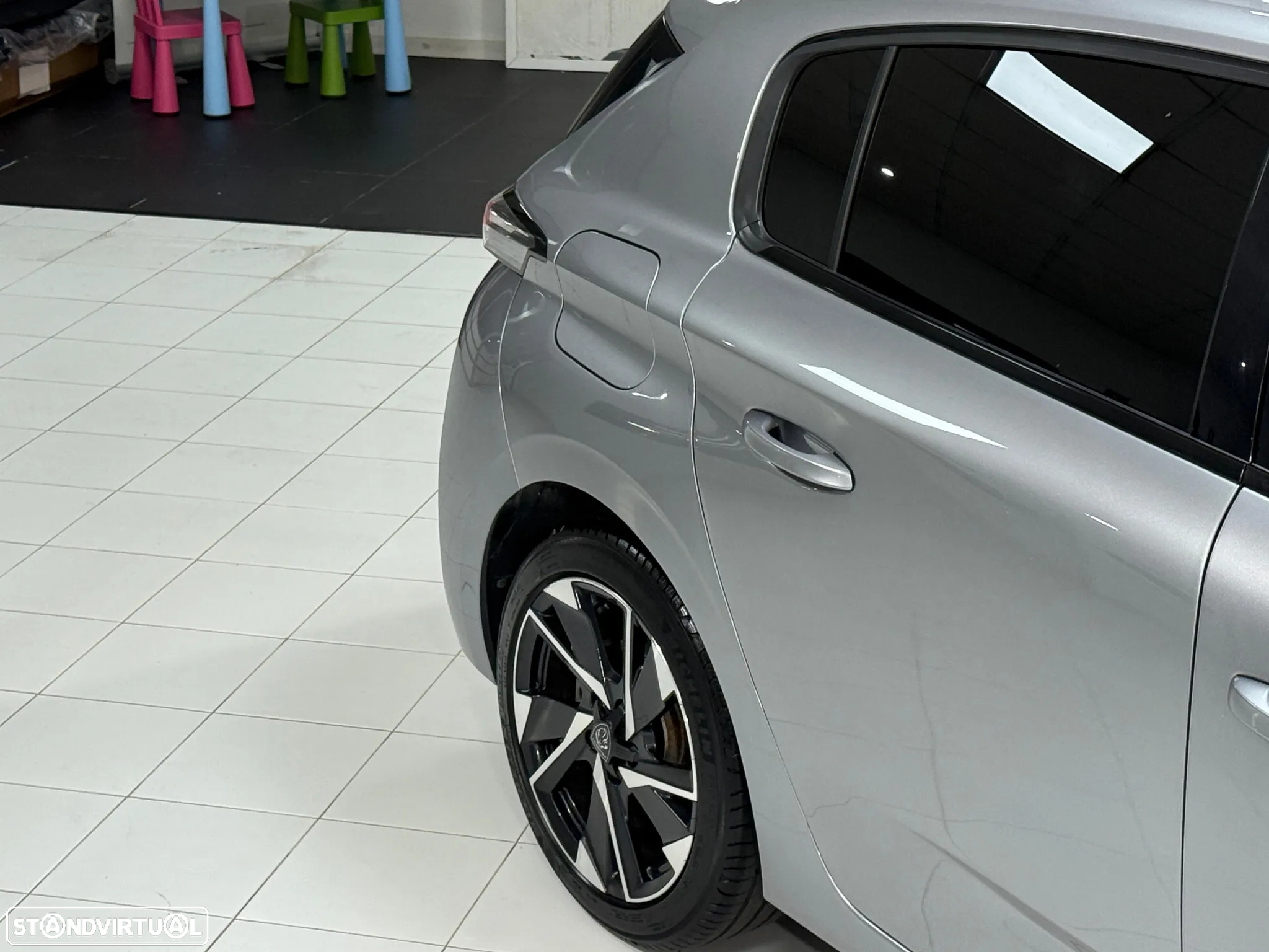 Peugeot 308 1.2 PureTech Allure - 18
