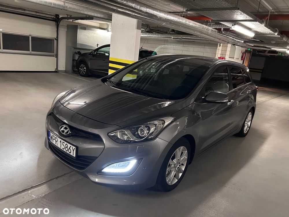 Hyundai i30 blue Kombi 1.6 GDi Style - 5