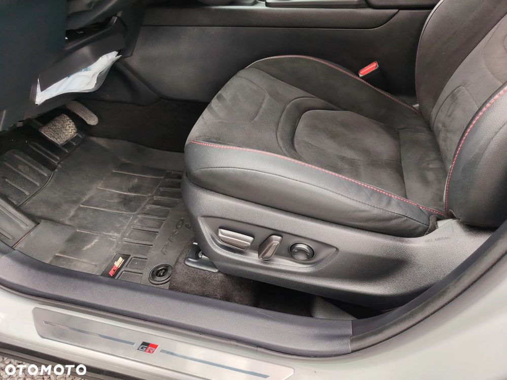 Toyota C-HR 2.0 Hybrid Dynamic Force GR Sport - 24