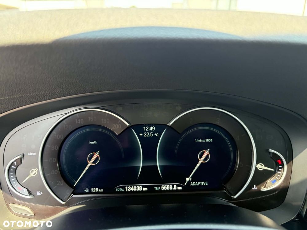 BMW Seria 5 520d xDrive Sport Line - 24