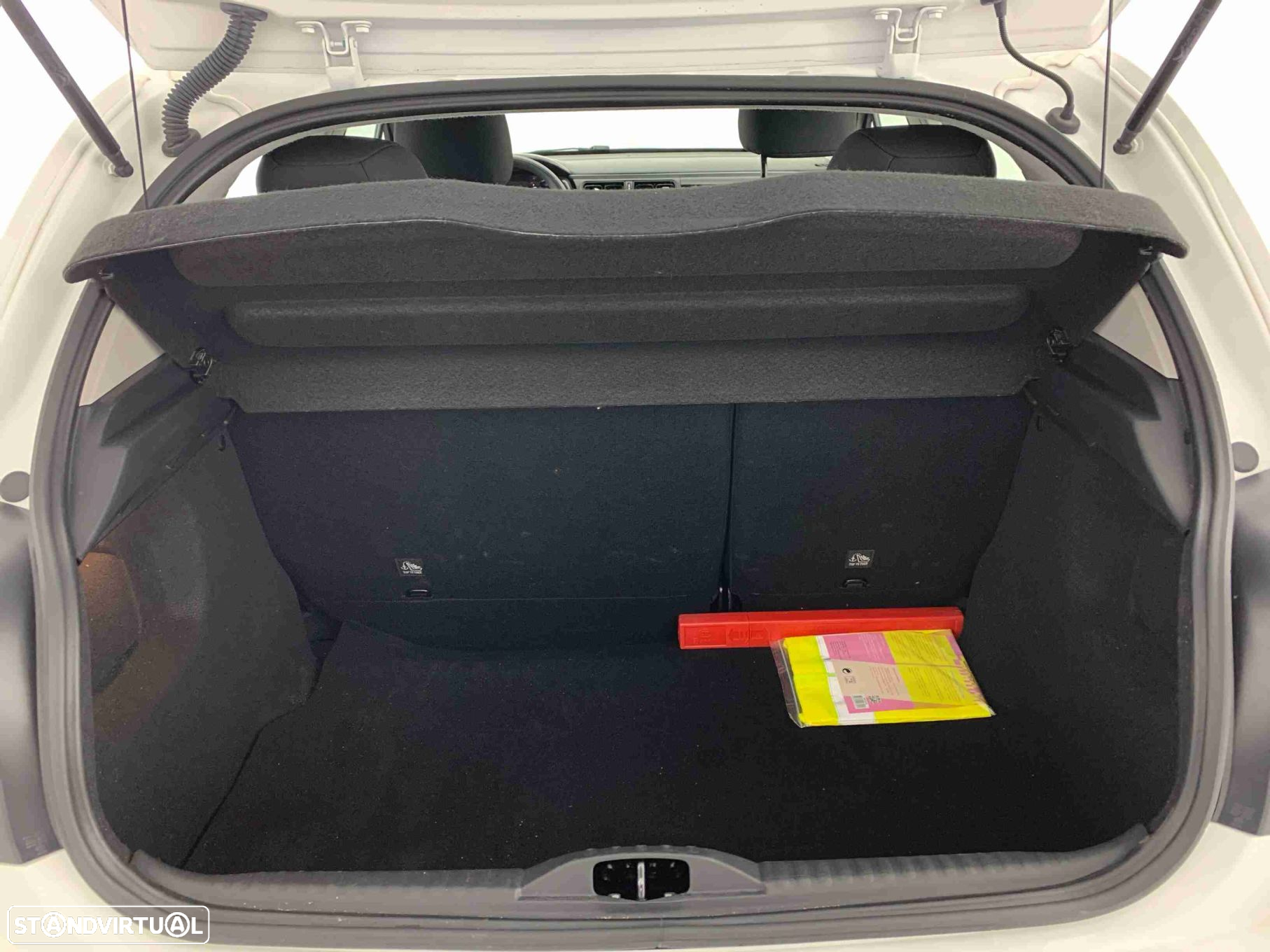 Citroën C3 1.2 PureTech Plus - 14
