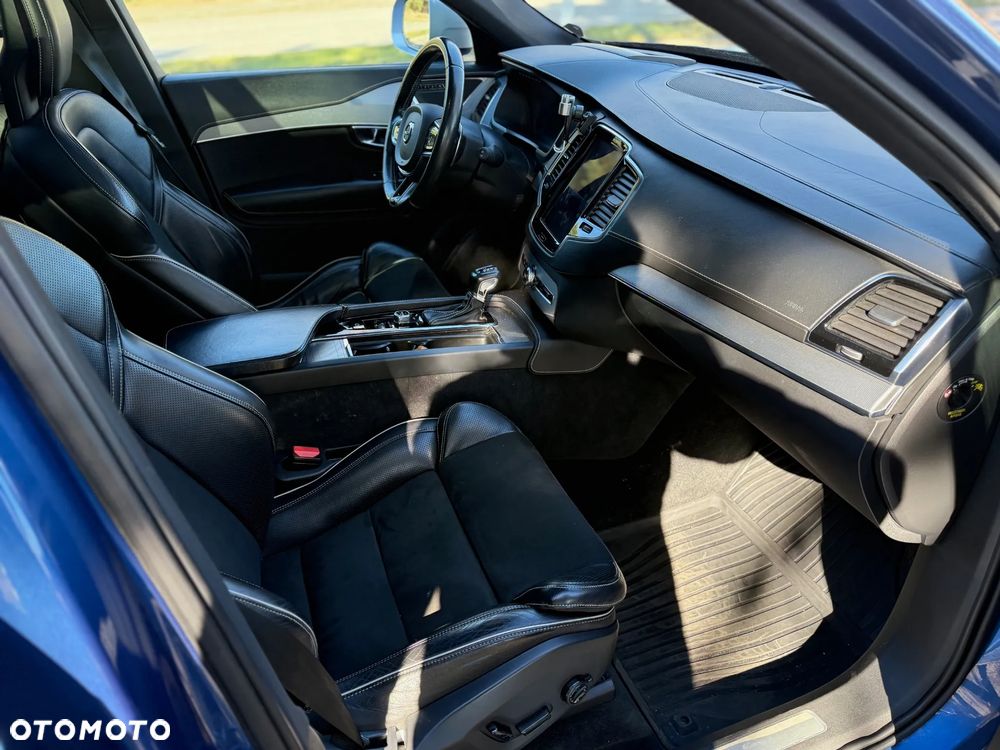 Volvo XC 90 D5 AWD Geartronic RDesign - 13