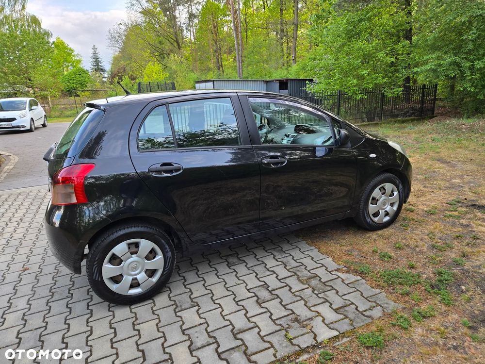 Toyota Yaris 1.3 Prestige - 15